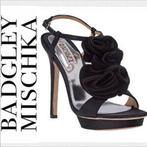 Badgley Mischka elegant party shoes - size 10M, but fits small like a 9M